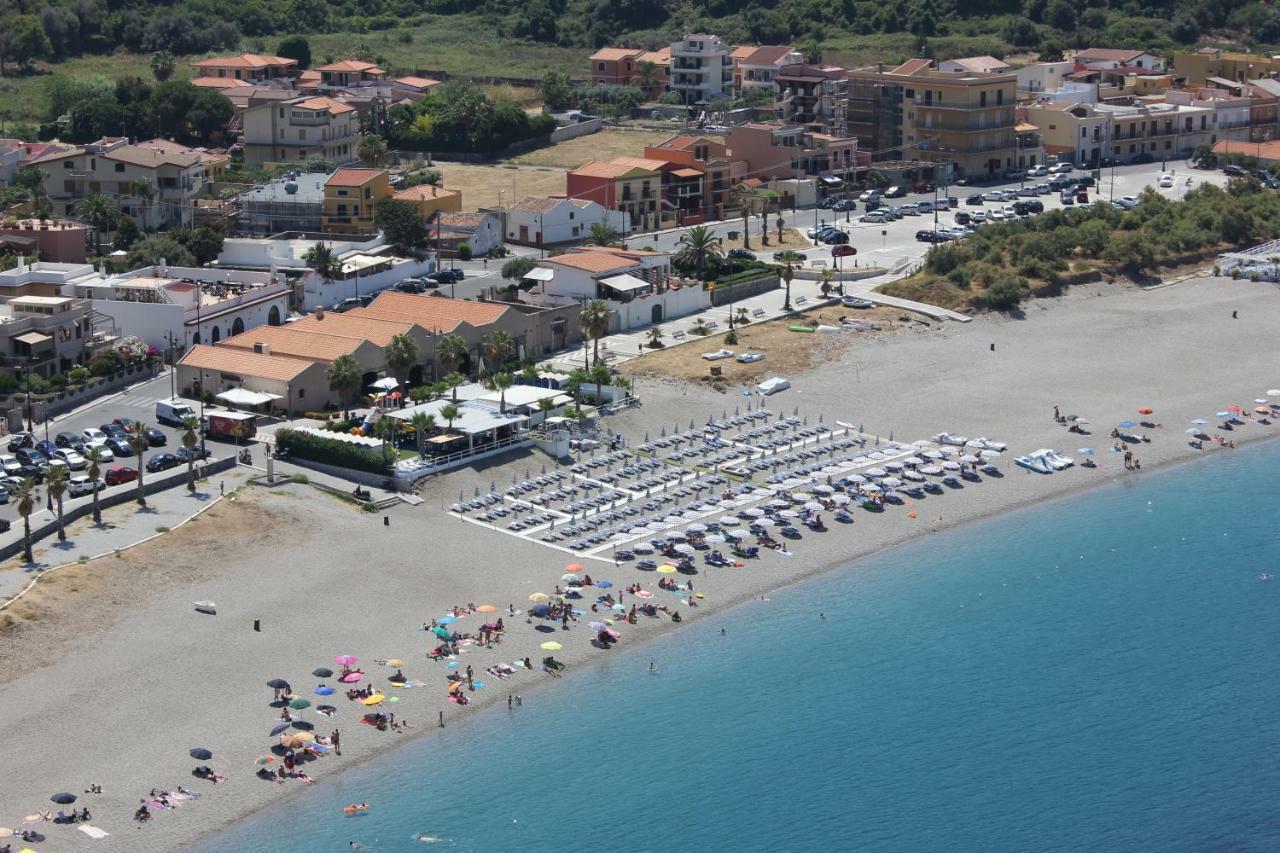 La Casa Del Nonno Bed & Breakfast Milazzo Exterior photo